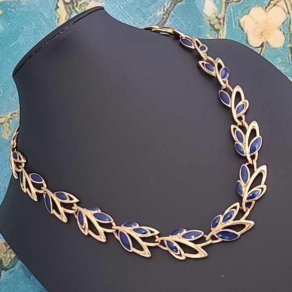 Trifari Jewelry - TRIFARI necklace gold-tone with blue enameled leaves